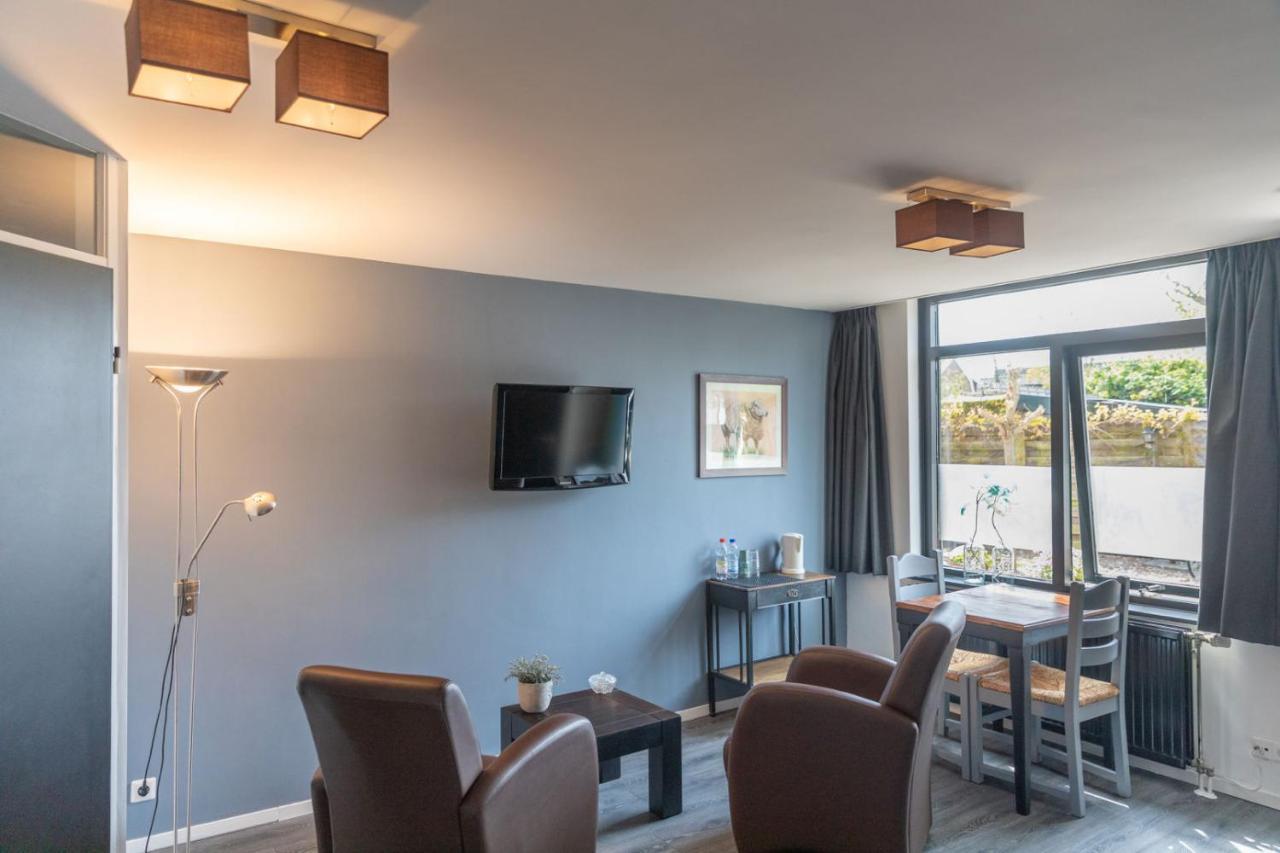 Hotel-Restaurant Loodsmans Welvaren Bv Den Hoorn  Esterno foto