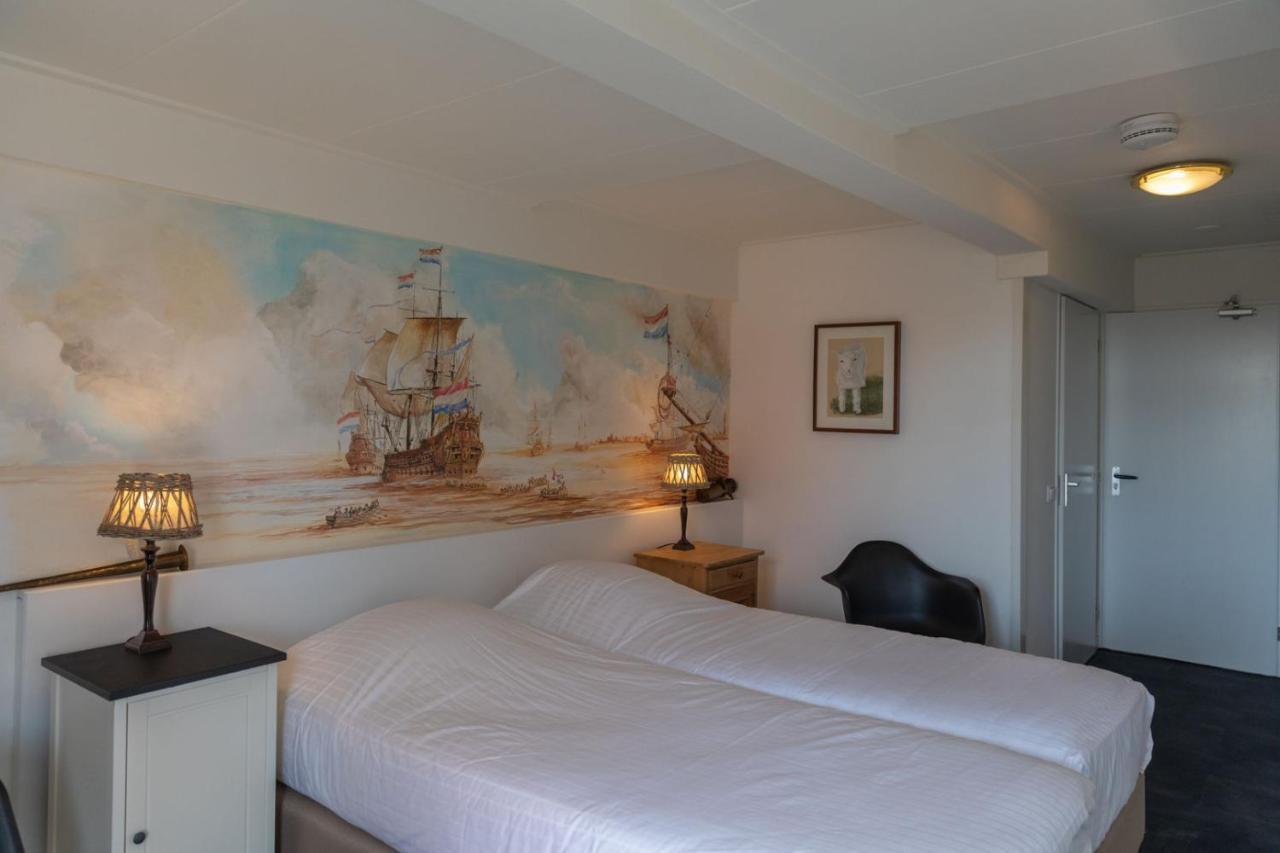 Hotel-Restaurant Loodsmans Welvaren Bv Den Hoorn  Esterno foto