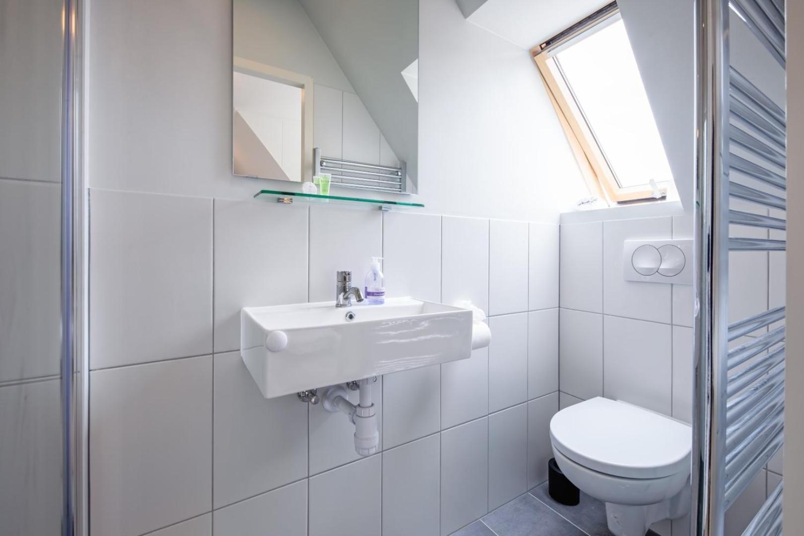 Hotel-Restaurant Loodsmans Welvaren Bv Den Hoorn  Esterno foto