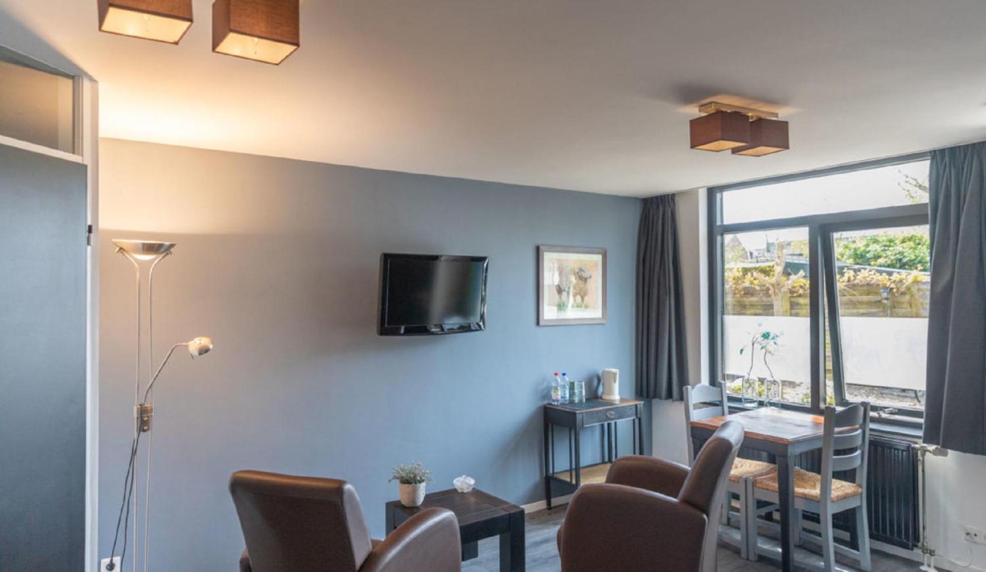 Hotel-Restaurant Loodsmans Welvaren Bv Den Hoorn  Esterno foto