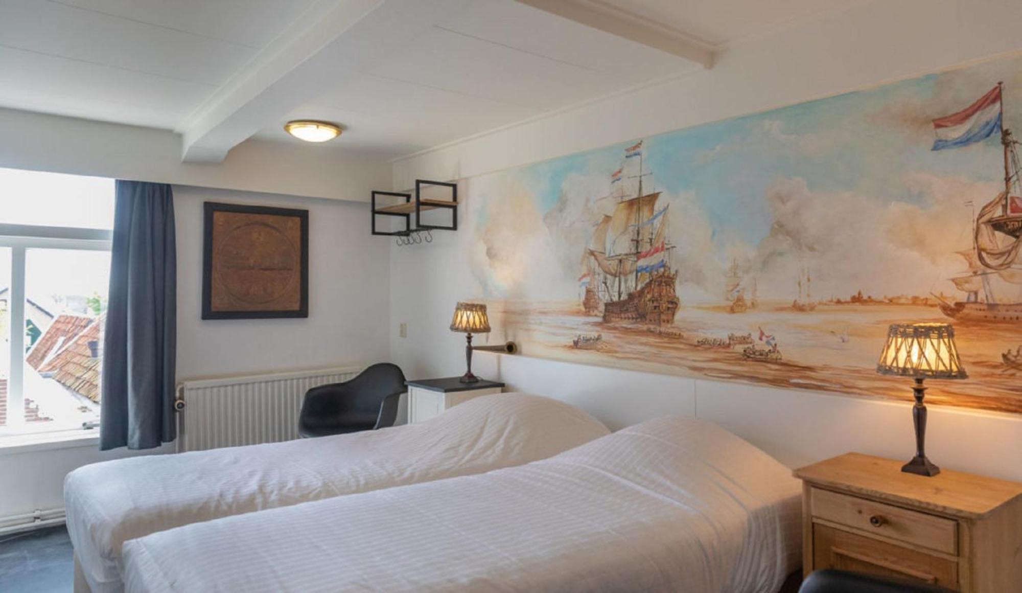 Hotel-Restaurant Loodsmans Welvaren Bv Den Hoorn  Esterno foto