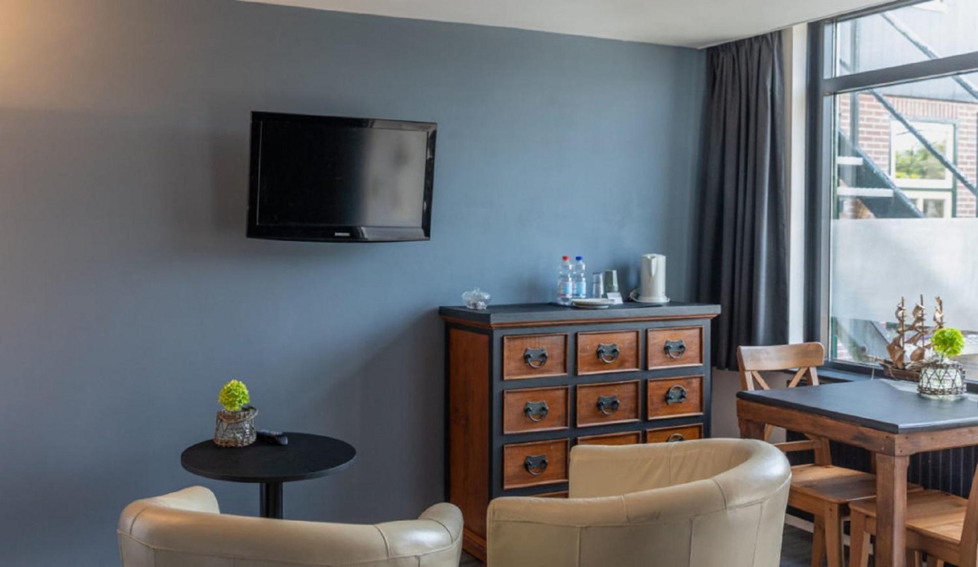 Hotel-Restaurant Loodsmans Welvaren Bv Den Hoorn  Esterno foto